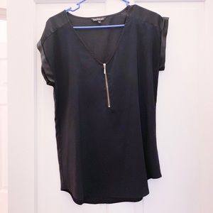 Zip-up blouse